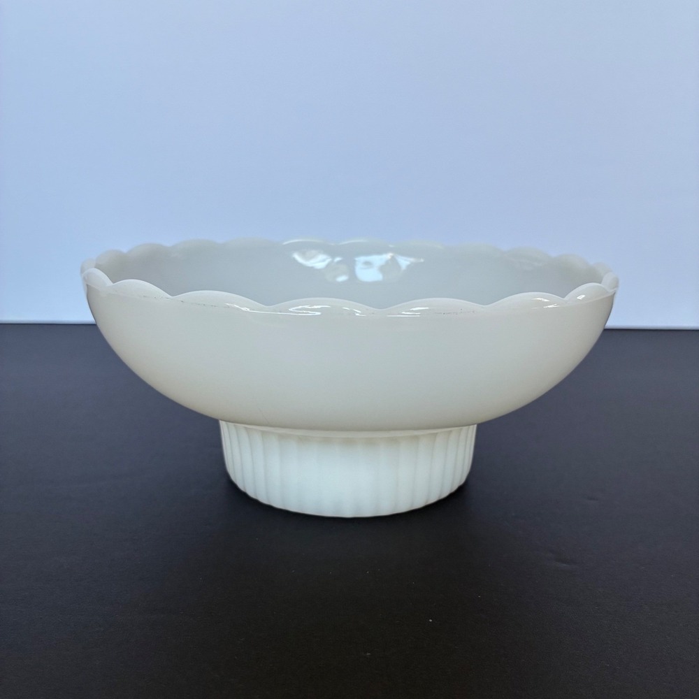 E.O. Brody Co. Pedestal Bowl White M2000 Scalloped Milk Glass Rib Base 6.5" MCM